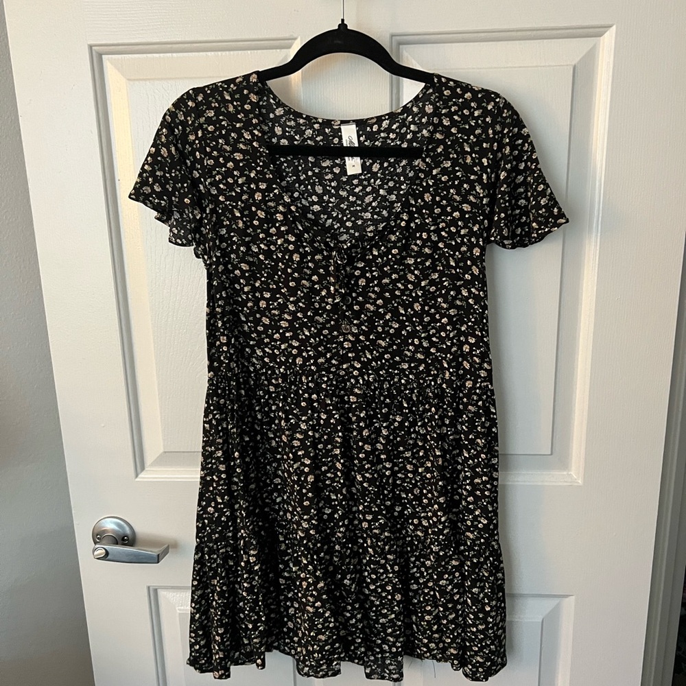 Black flower dress 💐